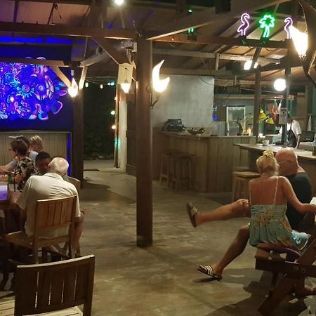 Adeng-Adeng Bungalows Gili Meno Ngoại thất bức ảnh