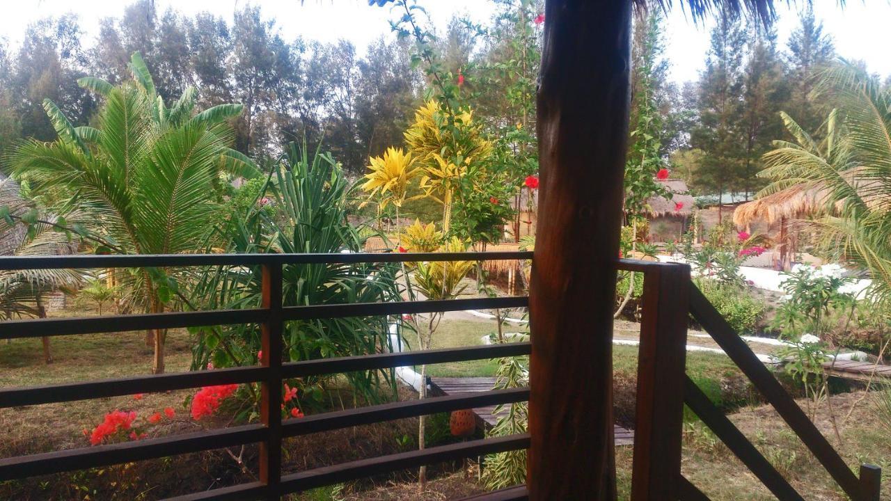Adeng-Adeng Bungalows Gili Meno Phòng bức ảnh